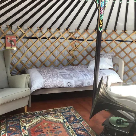 Yourtes Lacroutz Luxusní stan Nassiet