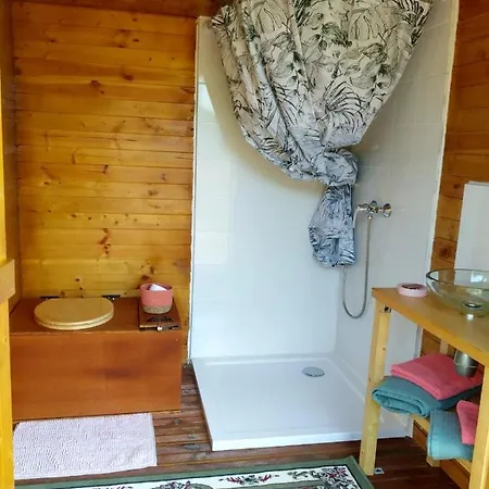 Yourtes Lacroutz Luxury tent Nassiet
