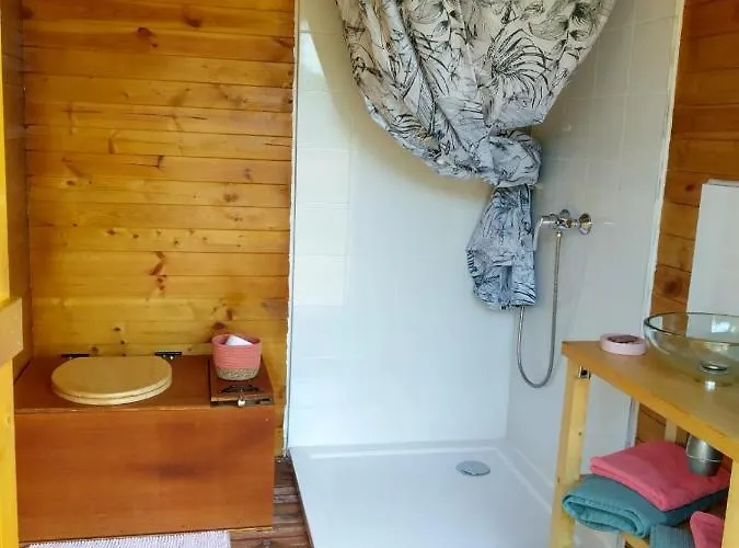 Yourtes Lacroutz ラグジュアリーテント Nassiet